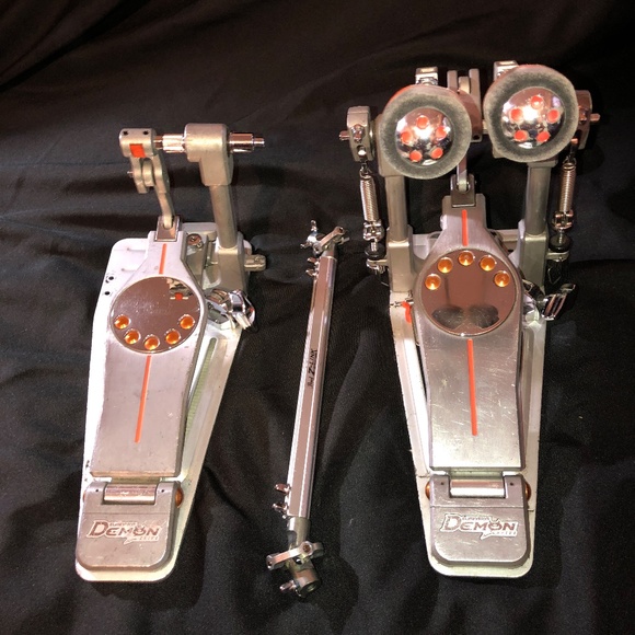 Pearl Demon Drive double Bass Drum Pedal Like New with case etc. - Picture 4 of 11